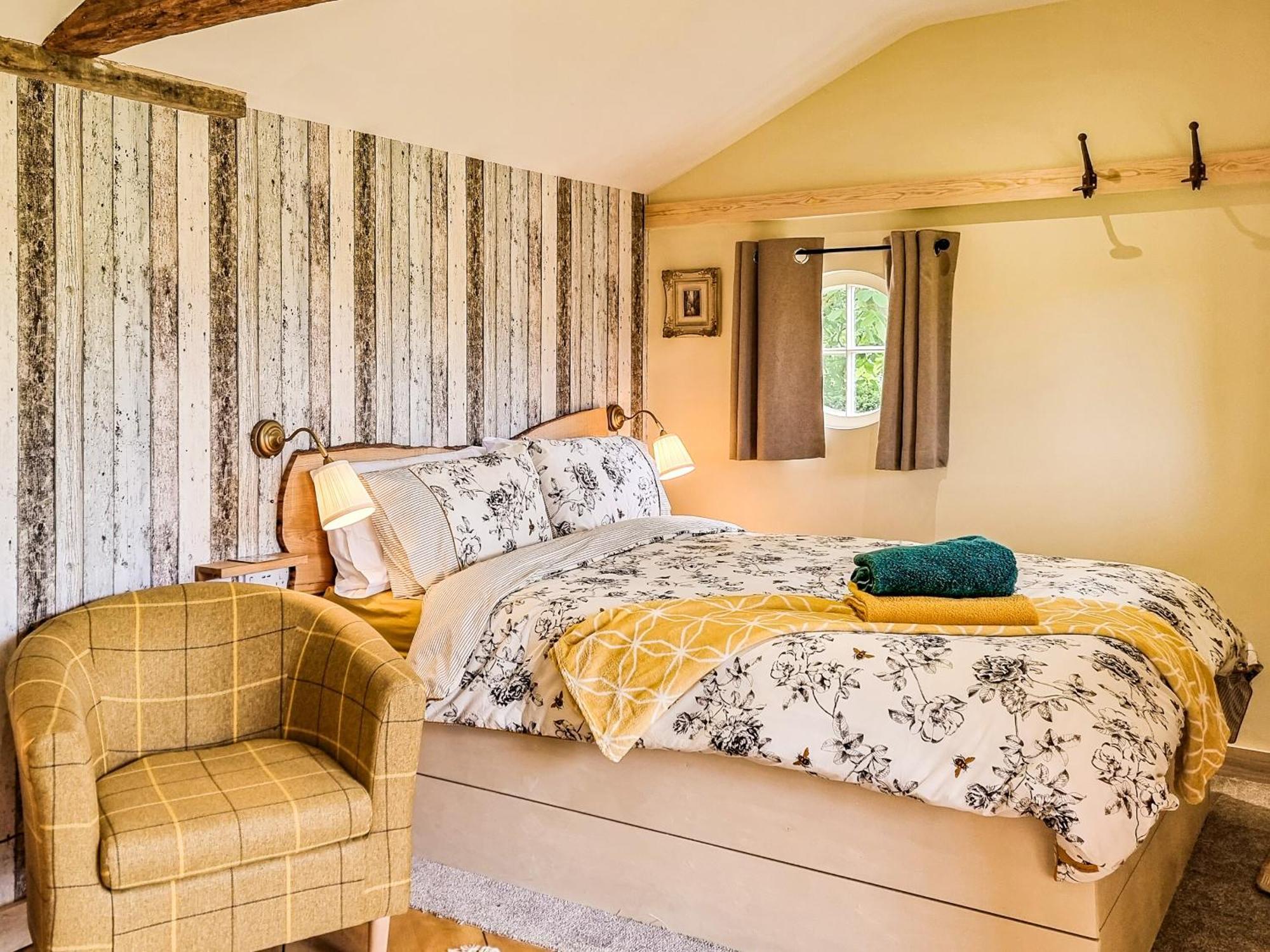 Walnut Lodge Wells Kültér fotó